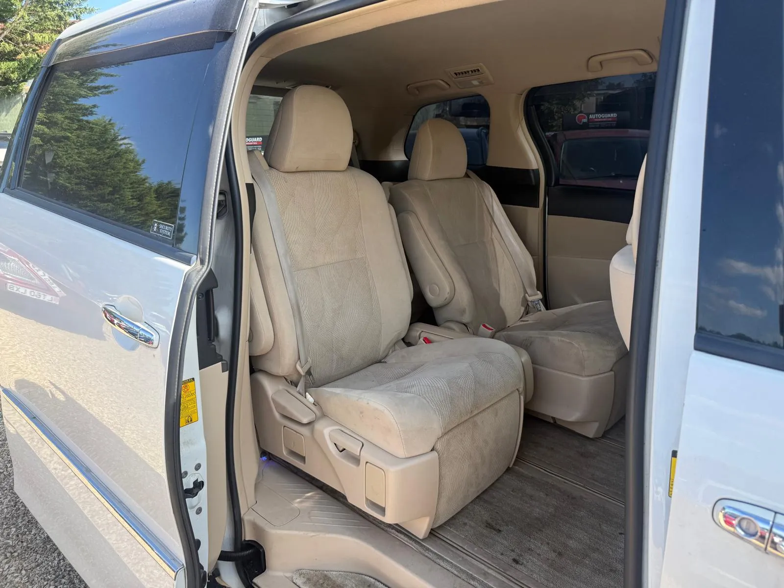 vehicle-media-17