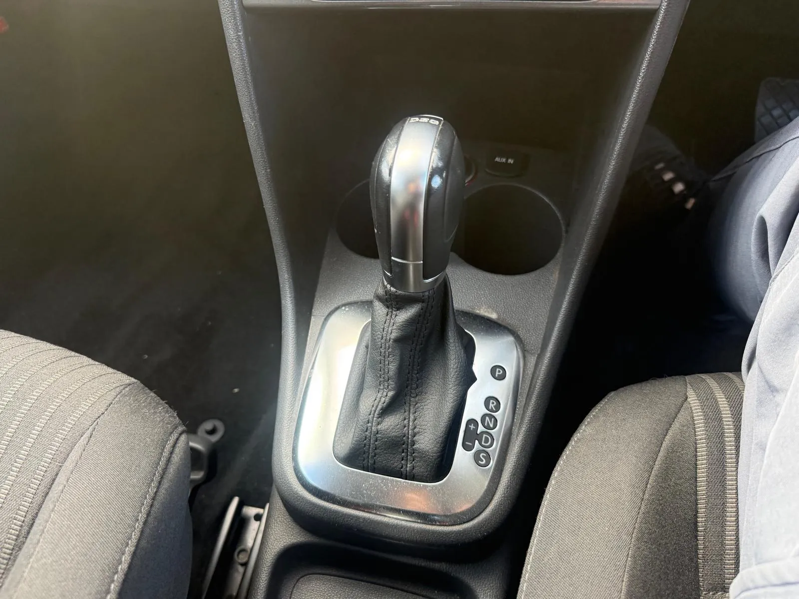 vehicle-media-25