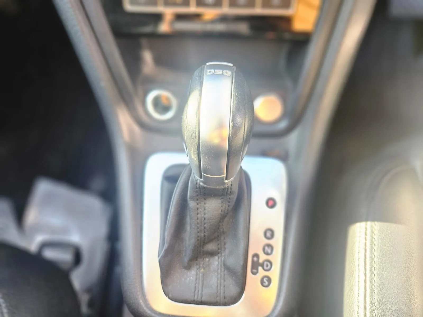 vehicle-media-30