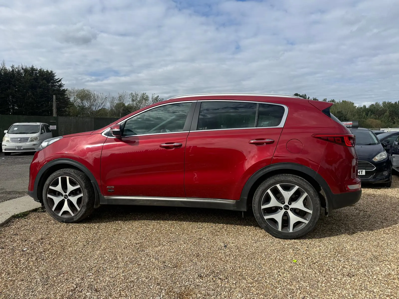 vehicle-media-12