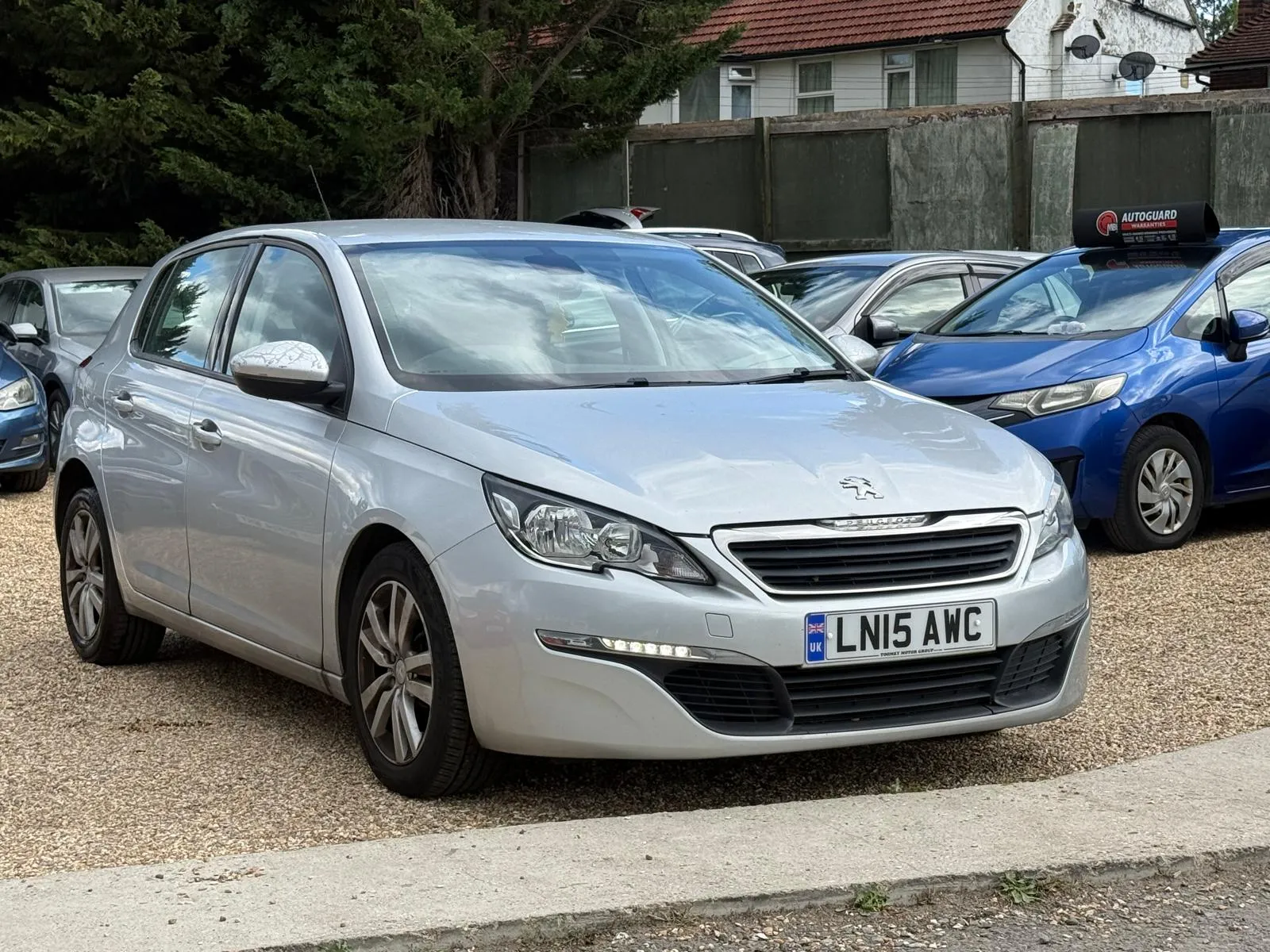 vehicle-media-3