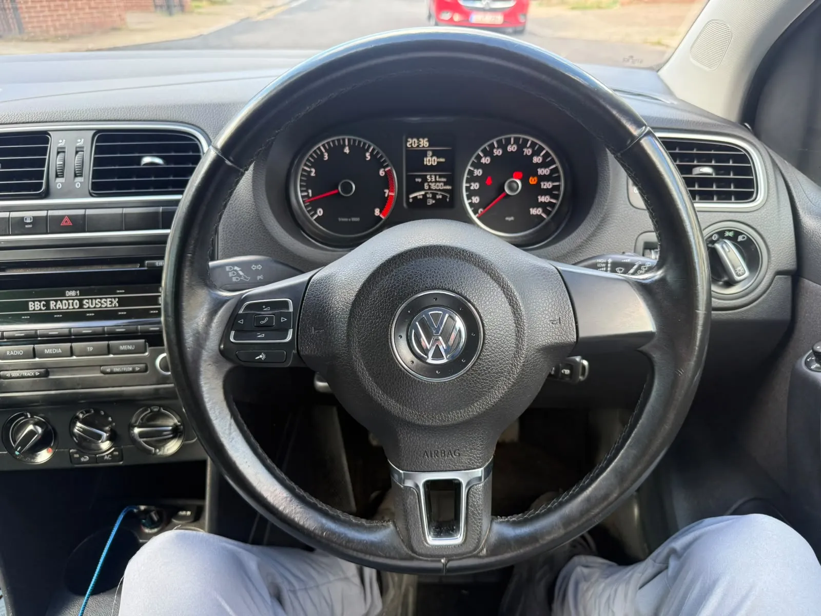vehicle-media-16