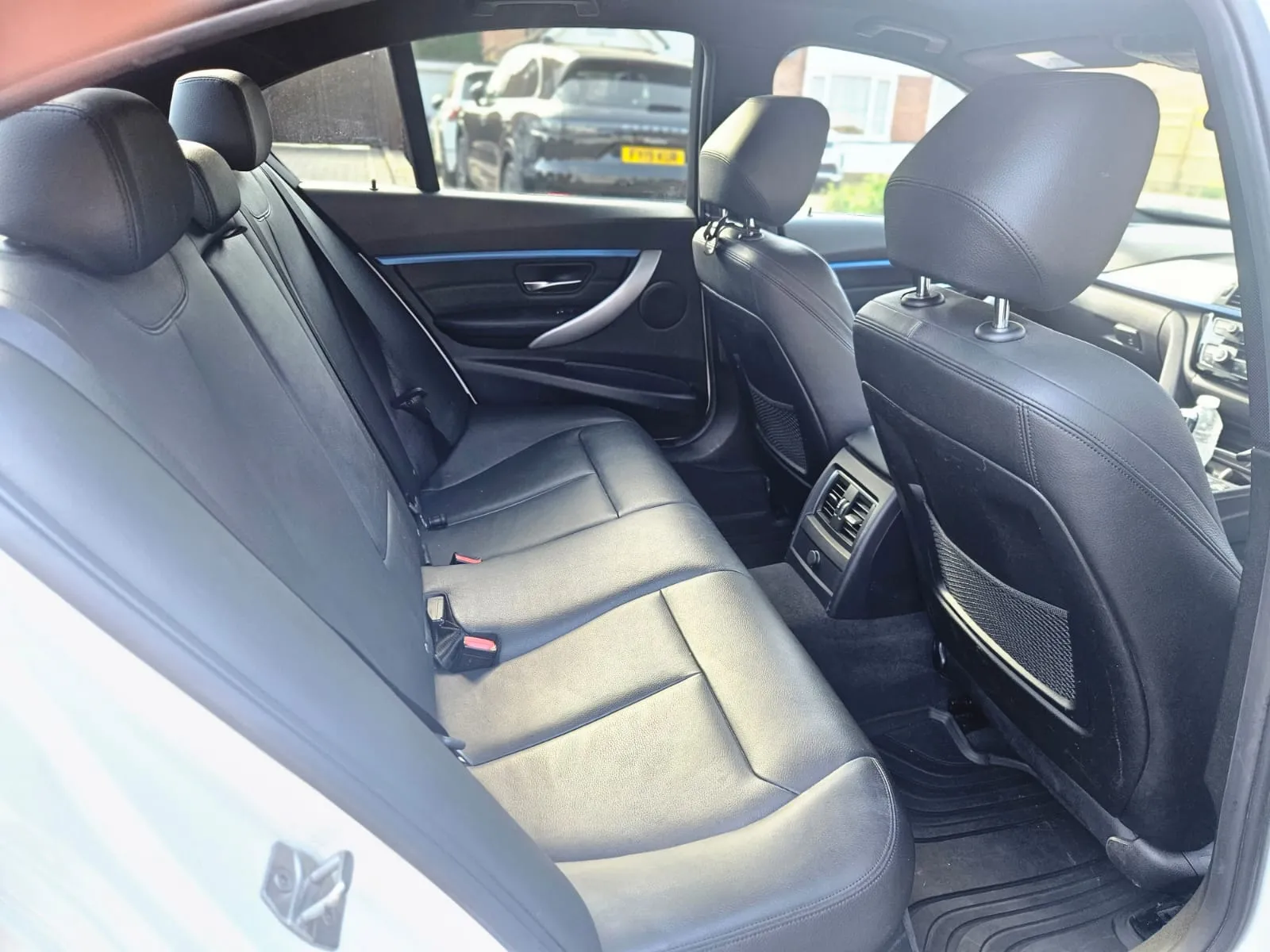 vehicle-media-20