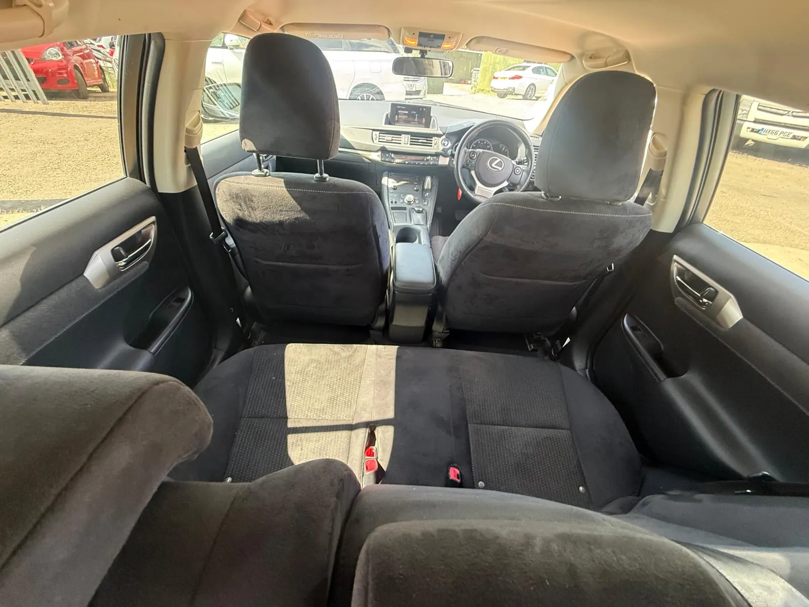 vehicle-media-19