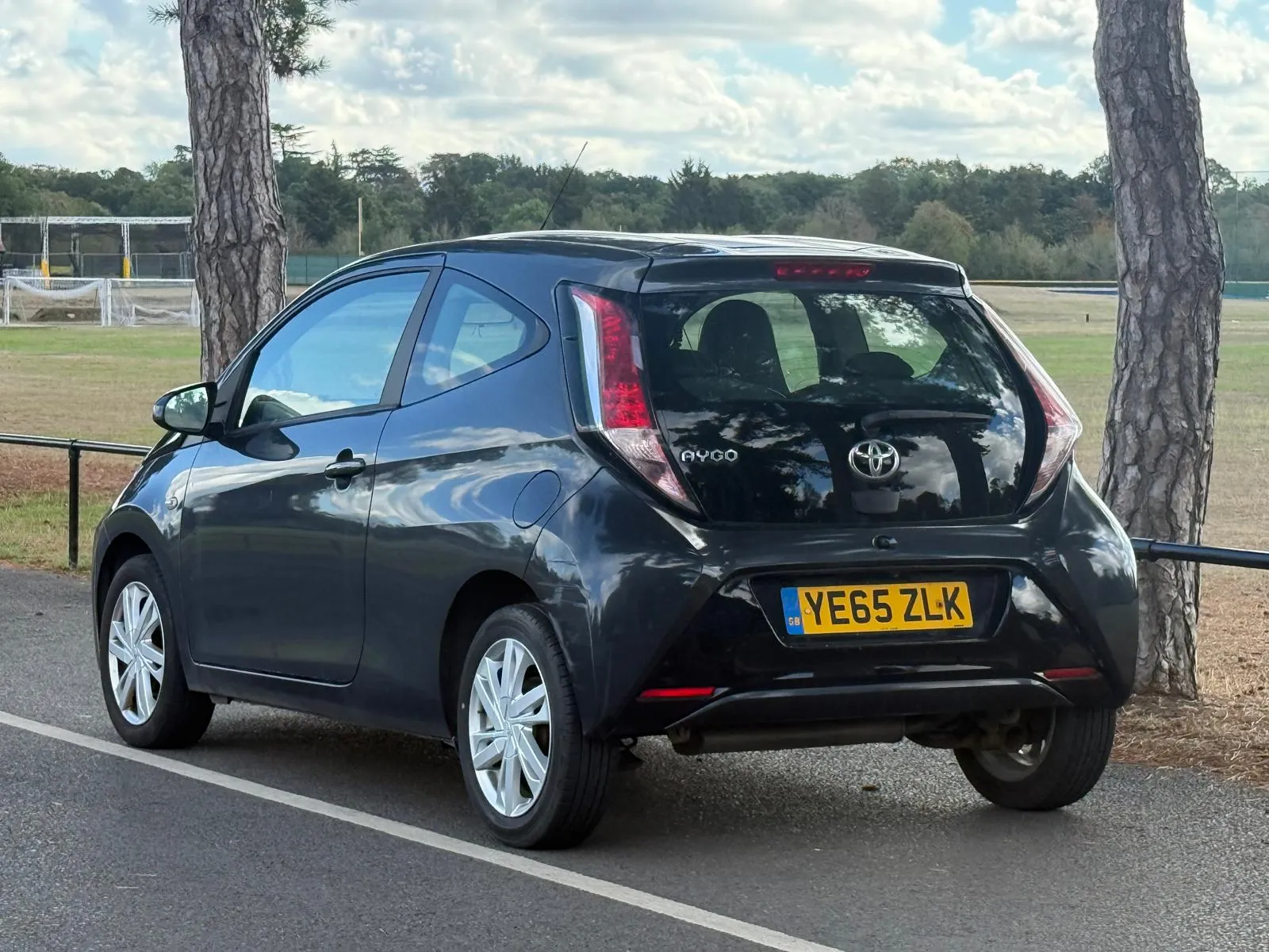 vehicle-media-14