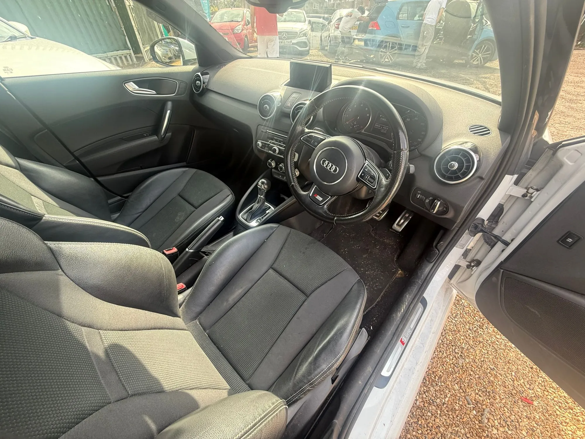 vehicle-media-20