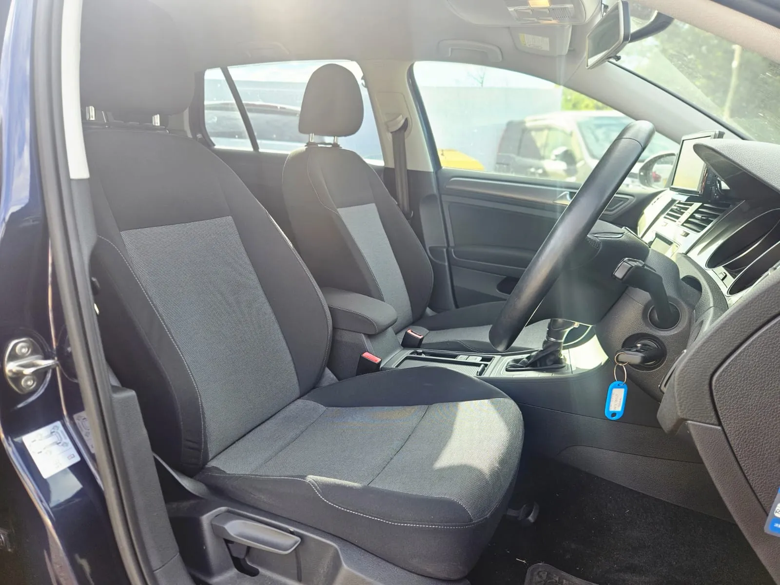vehicle-media-16