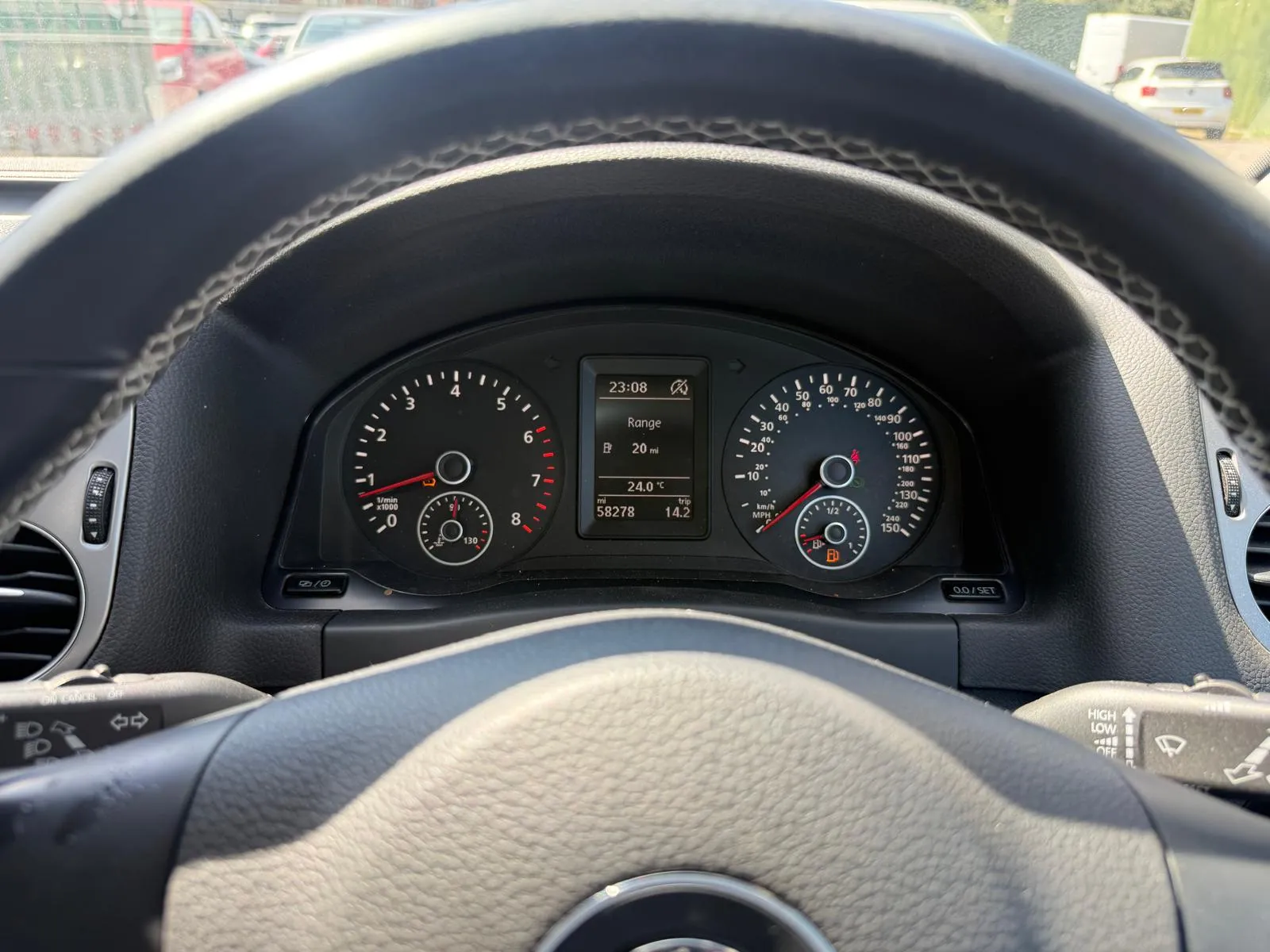 vehicle-media-39