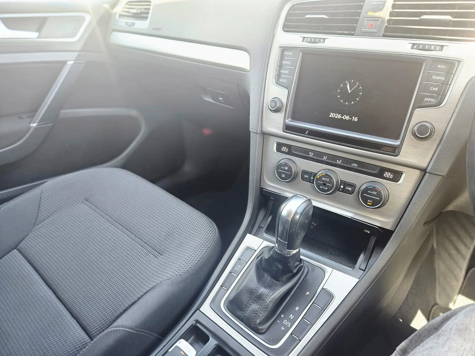 vehicle-media-17