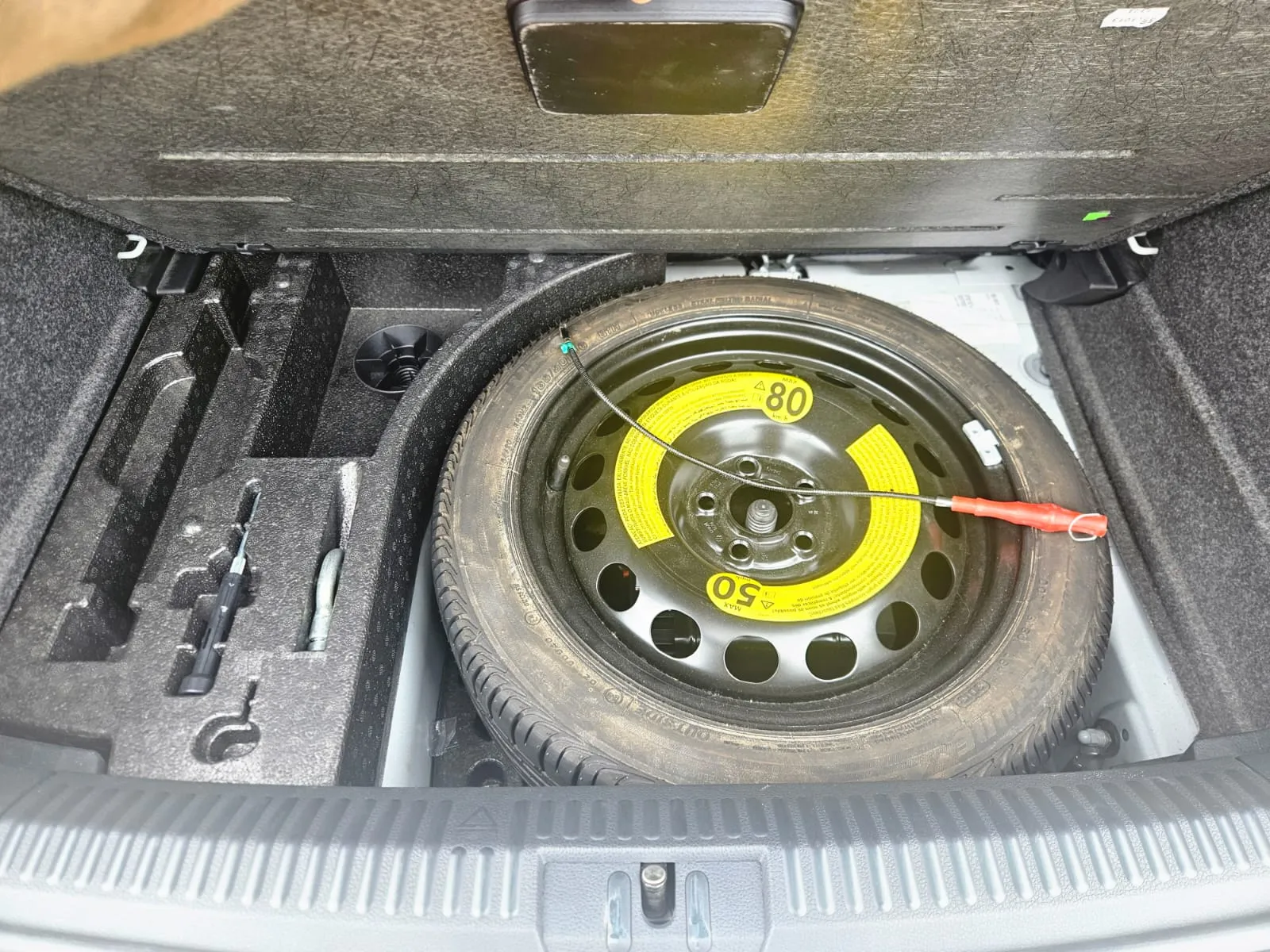 vehicle-media-11