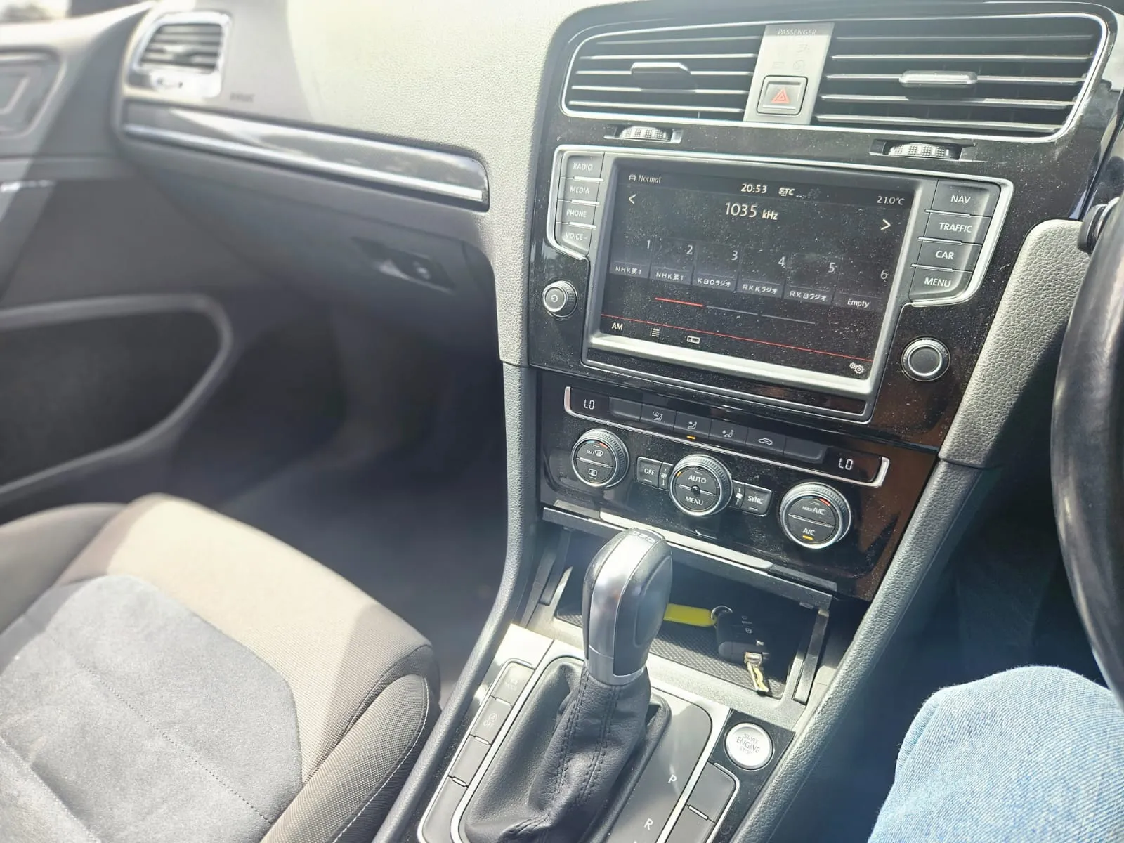 vehicle-media-25