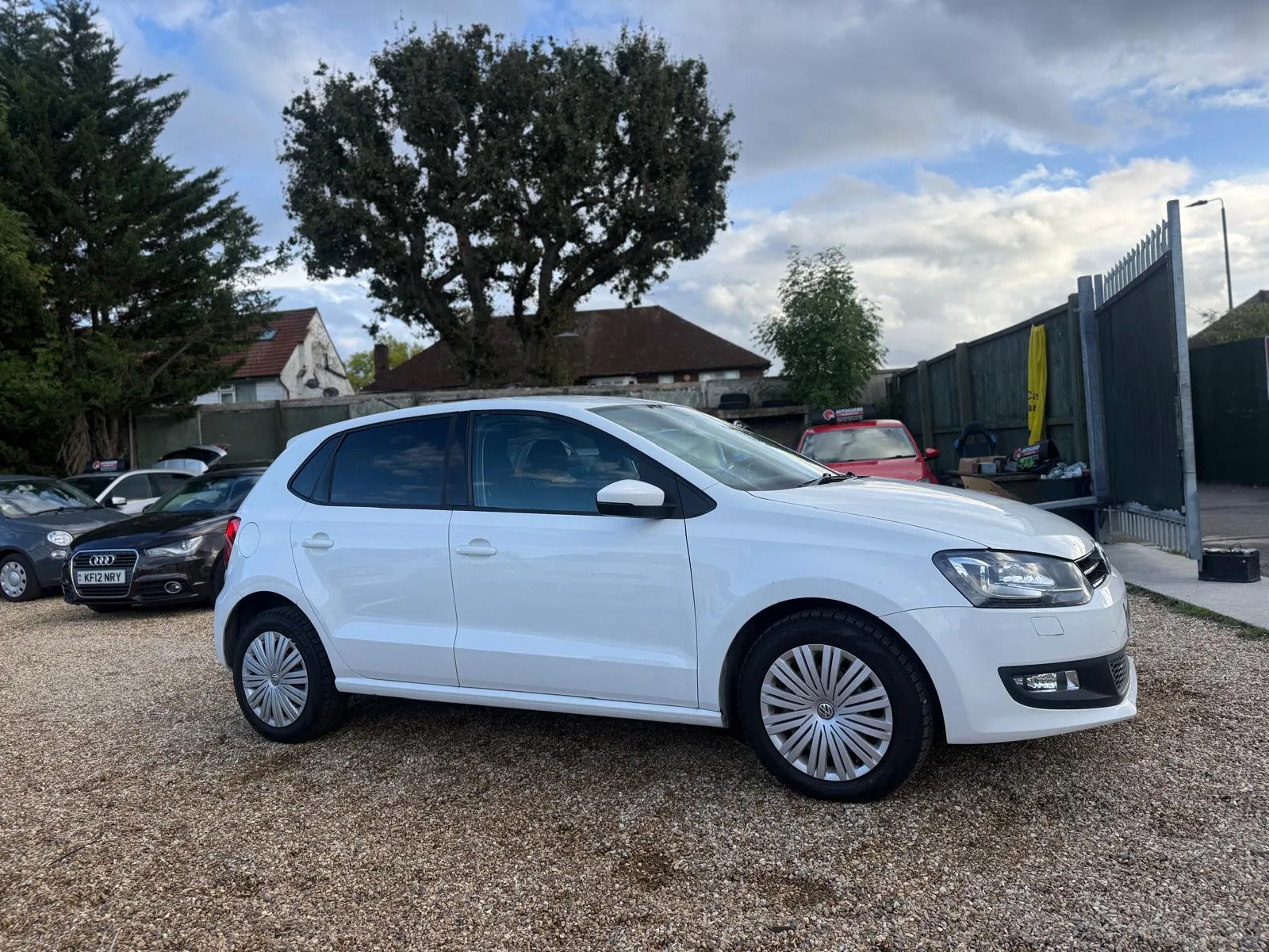 vehicle-media-27