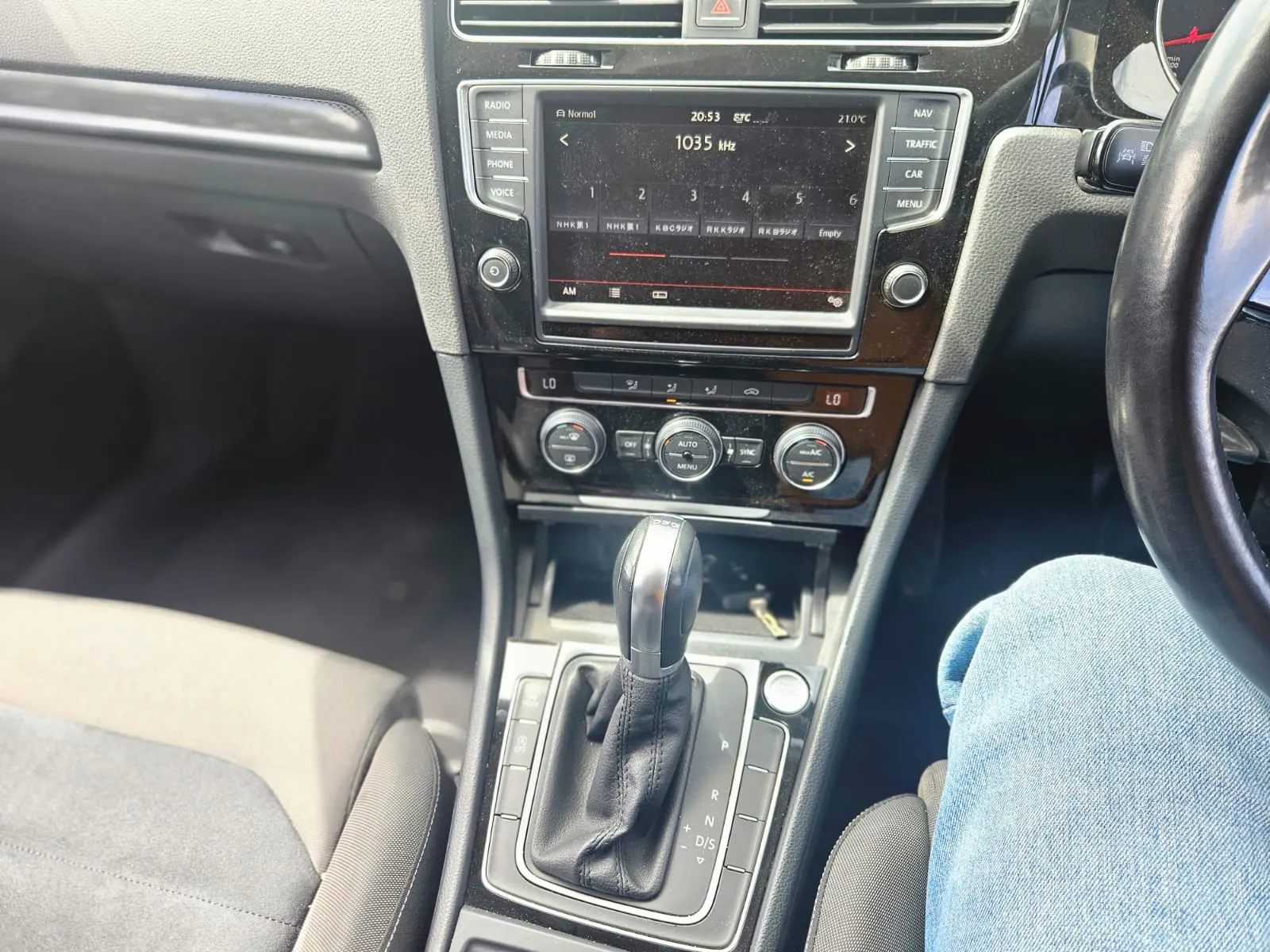 vehicle-media-16